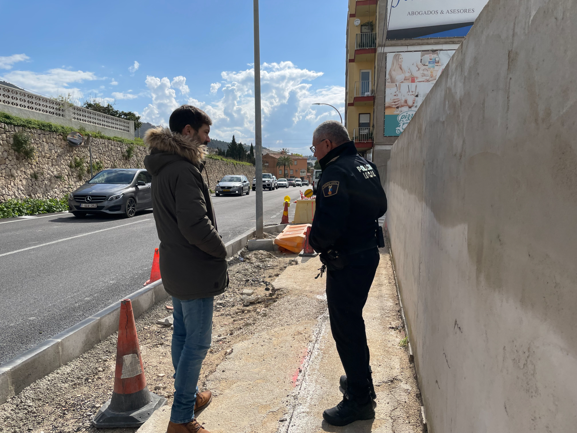 Mejora de la seguridad y la movilidad peatonal en el punto negro de ...